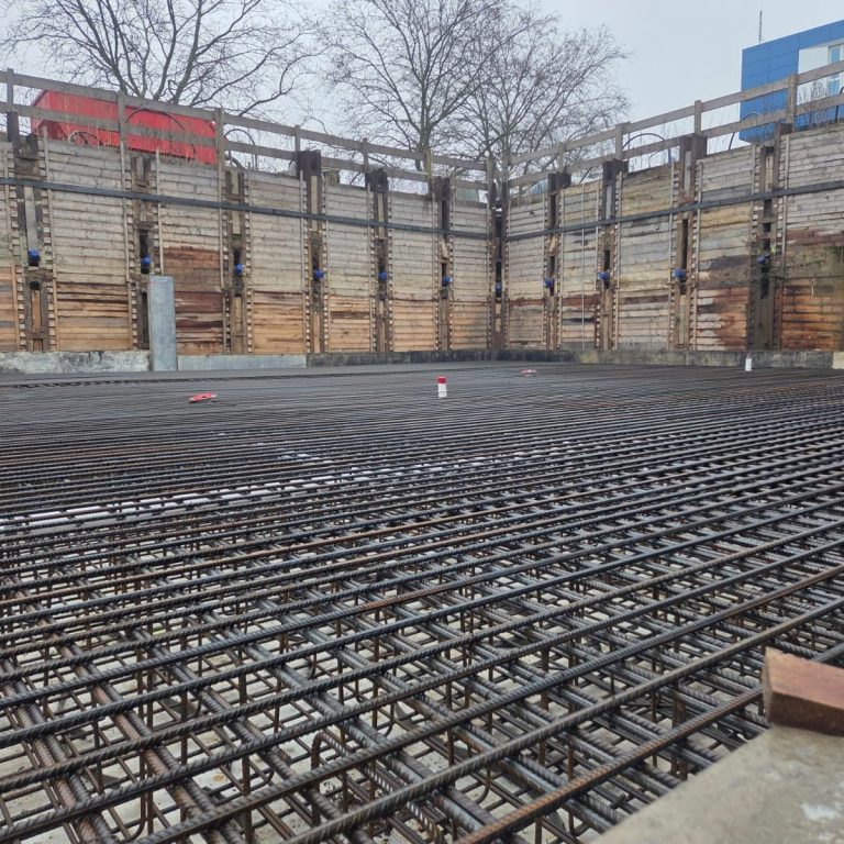 Betonstahlverlegung einer Bodenplatte in Bielefeld Bodenplatte Betonstahl Bielefeld