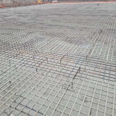 Betonstahlverlegung Bodenplatte Hallenbad - Krannik Bau GmbH